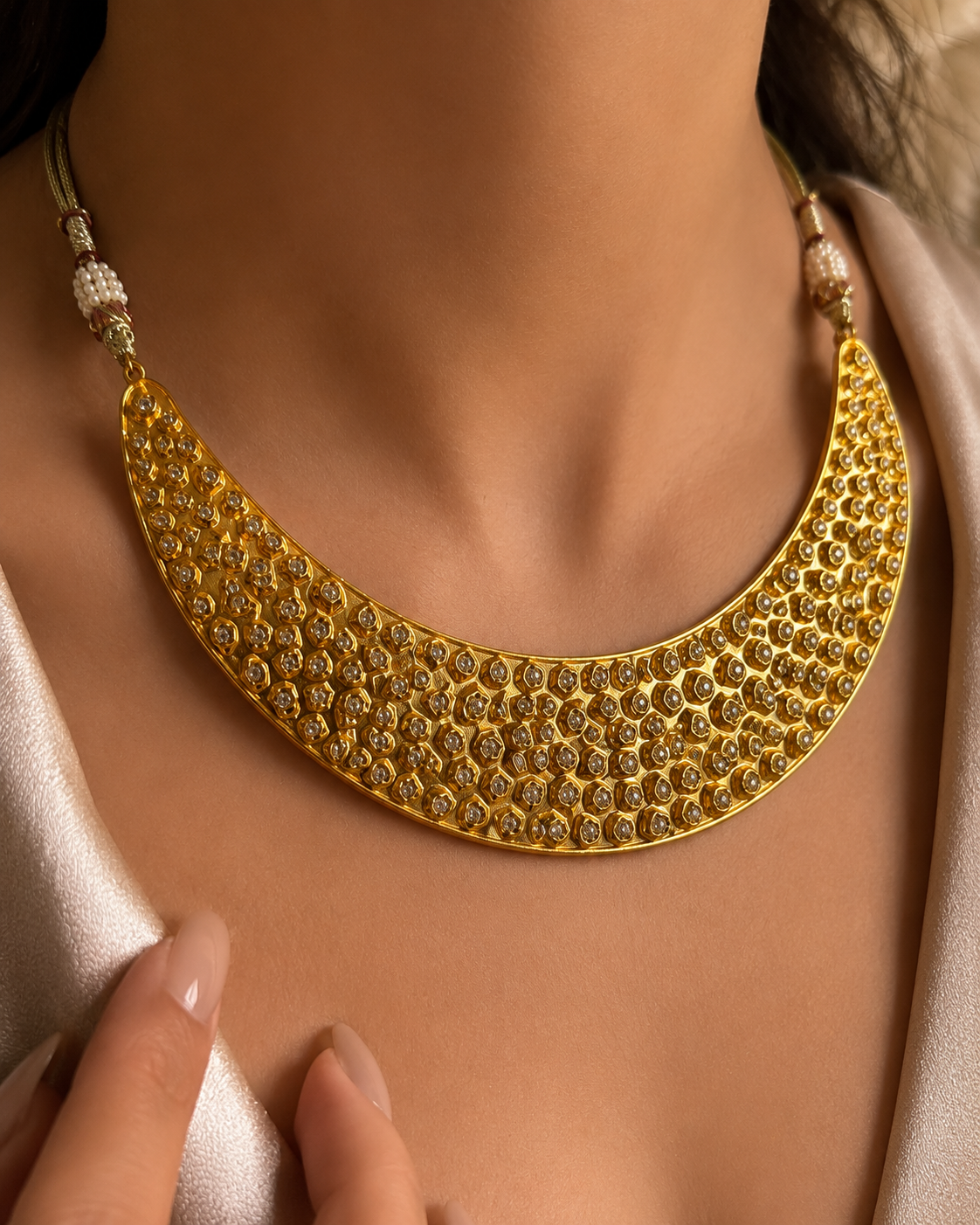 Royal Bloom Kundan Necklace – 22K Gold Finish Handmade Statement Collar Necklace