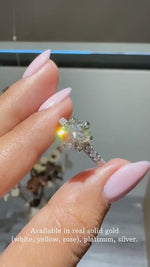 Round Lab-Grown Diamond Solitaire Engagement Ring